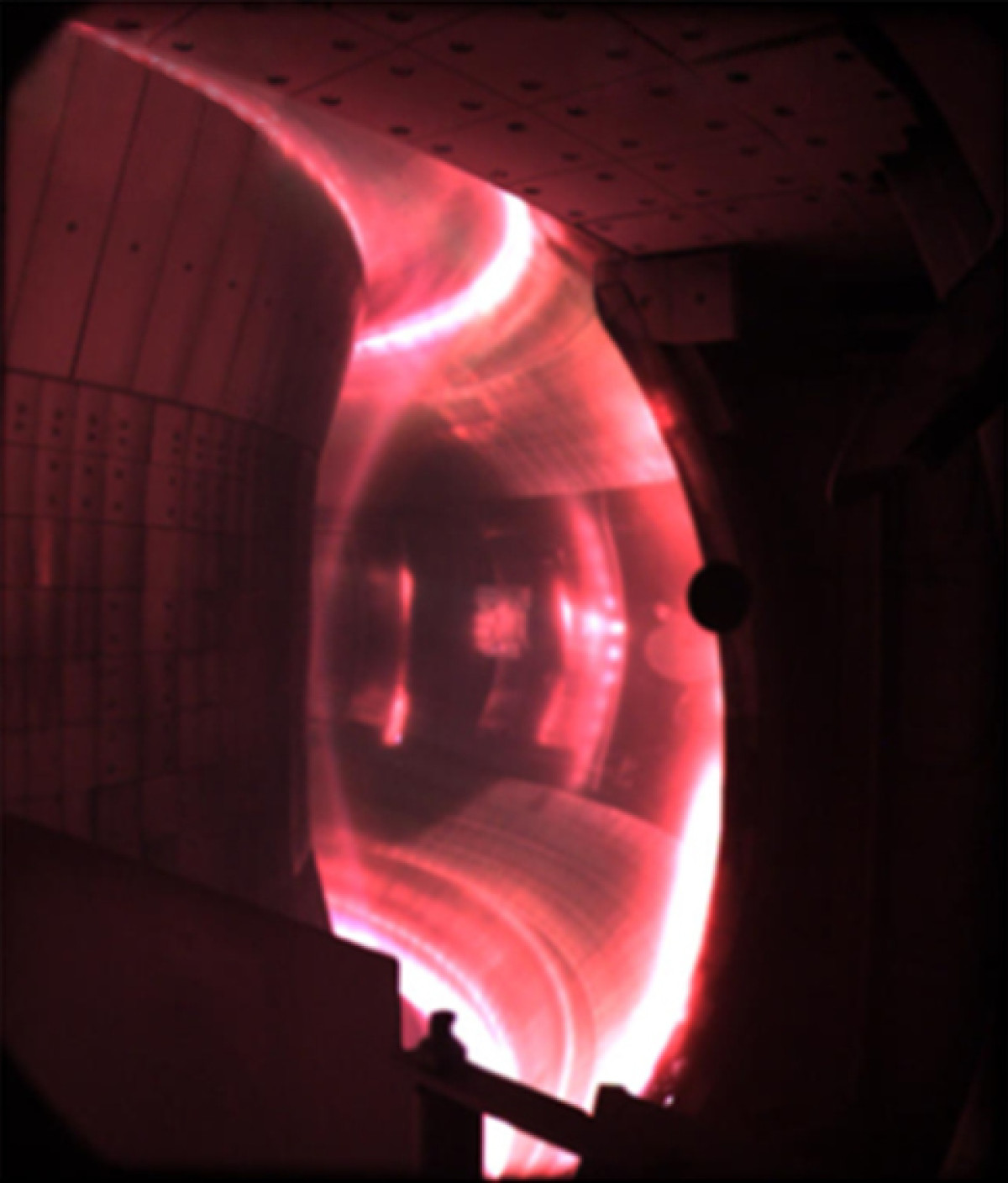 China construye el mayor imán superconductor para acercarse a la energía de fusión