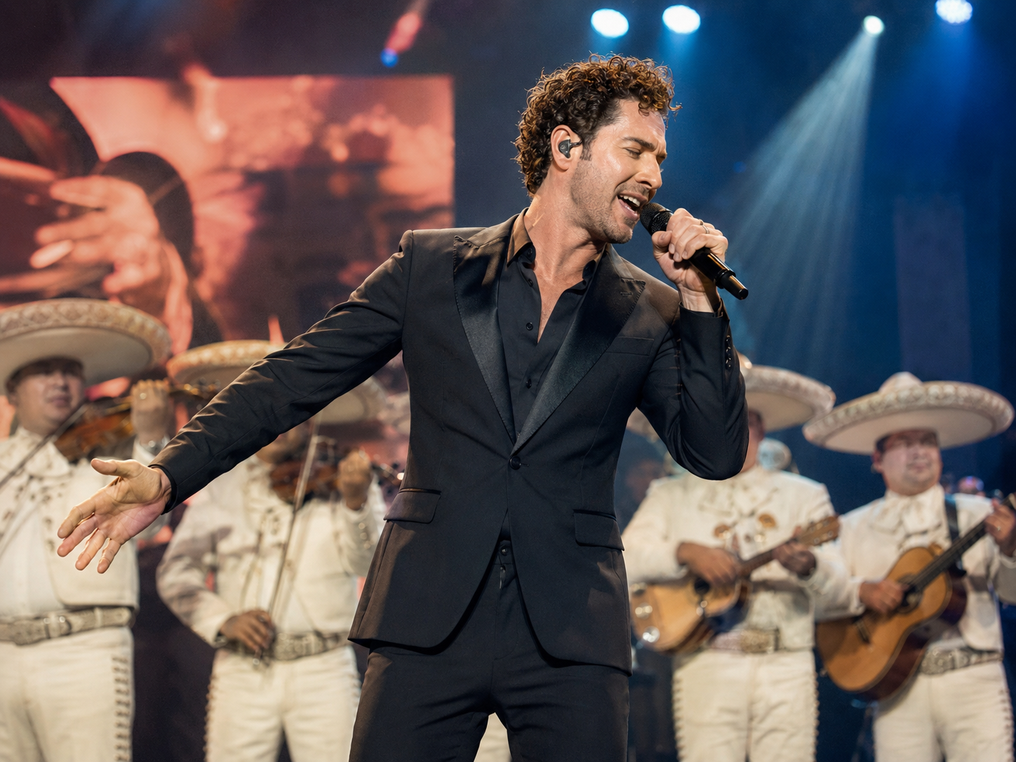 David Bisbal regresa a México con su Tour Eternos 2026
