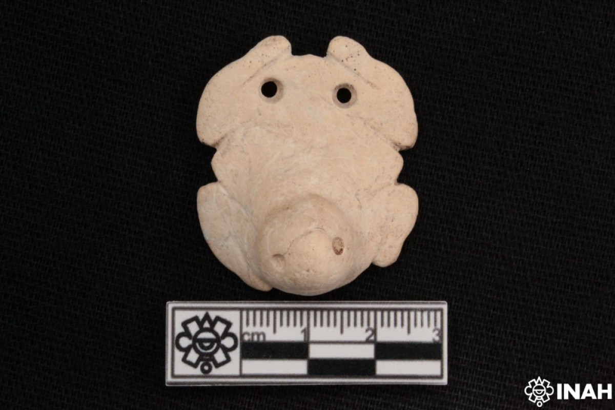 Catorce pequeños pendientes mayas podrían revelar antiguas rutas de comercio en el sureste de México